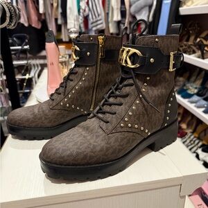 Michael Kors Women's Kincaid Brown Ankle Boots- size 7